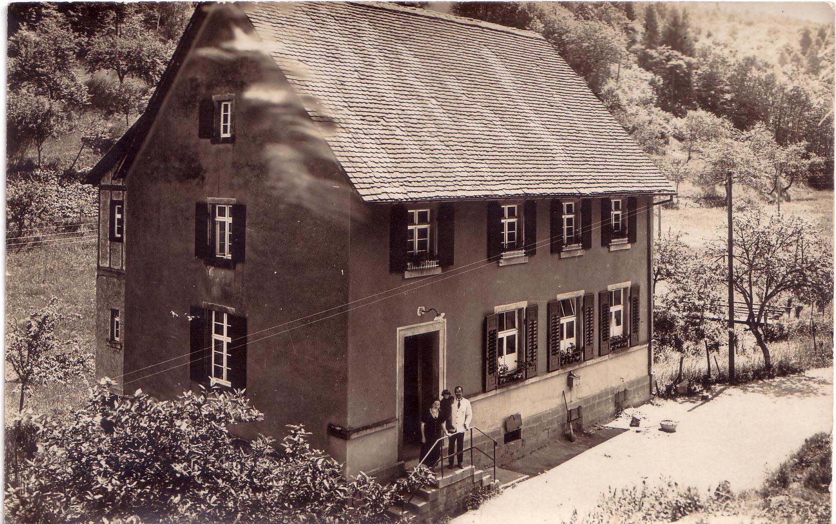 SchulhausGebirg1920